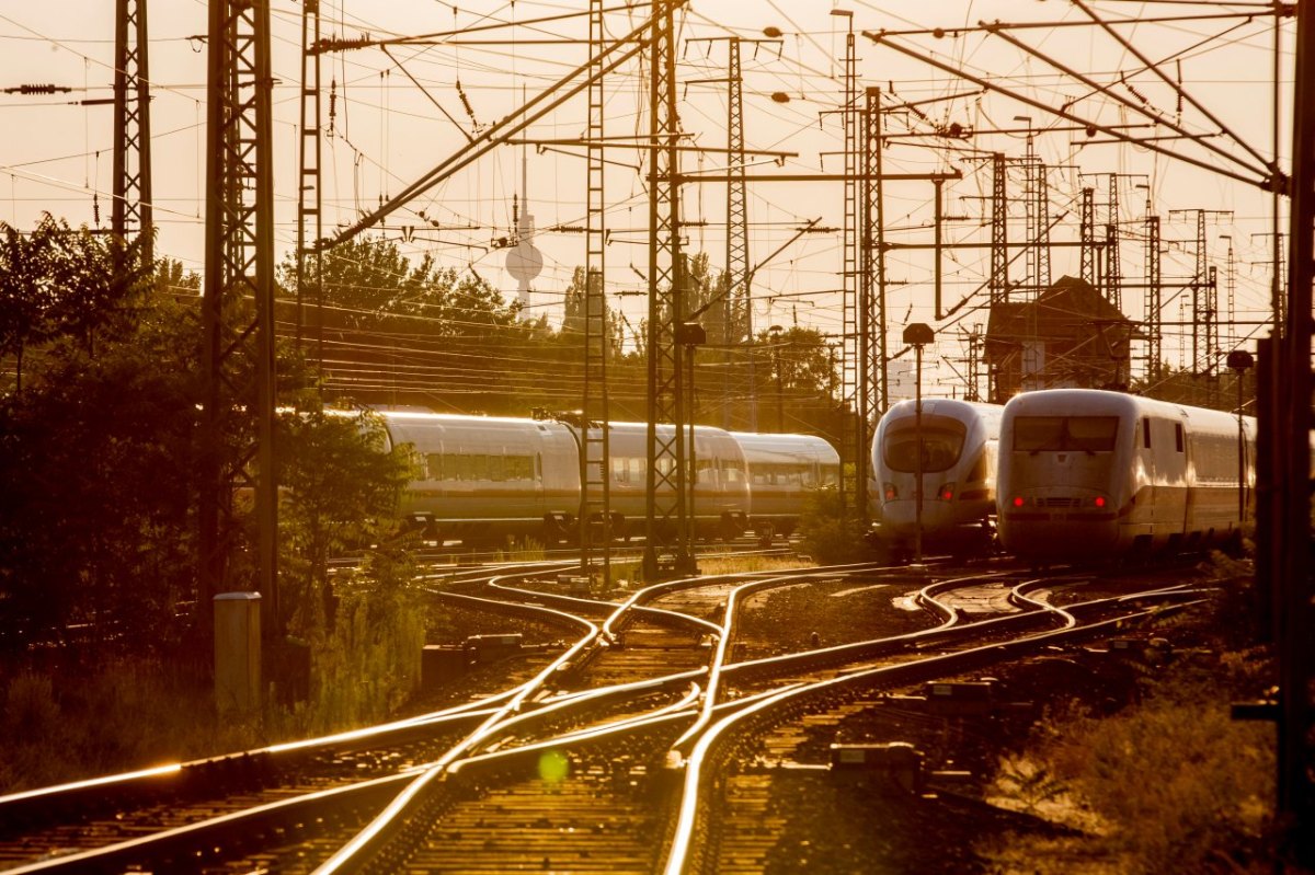 Deutsche Bahn.jpg