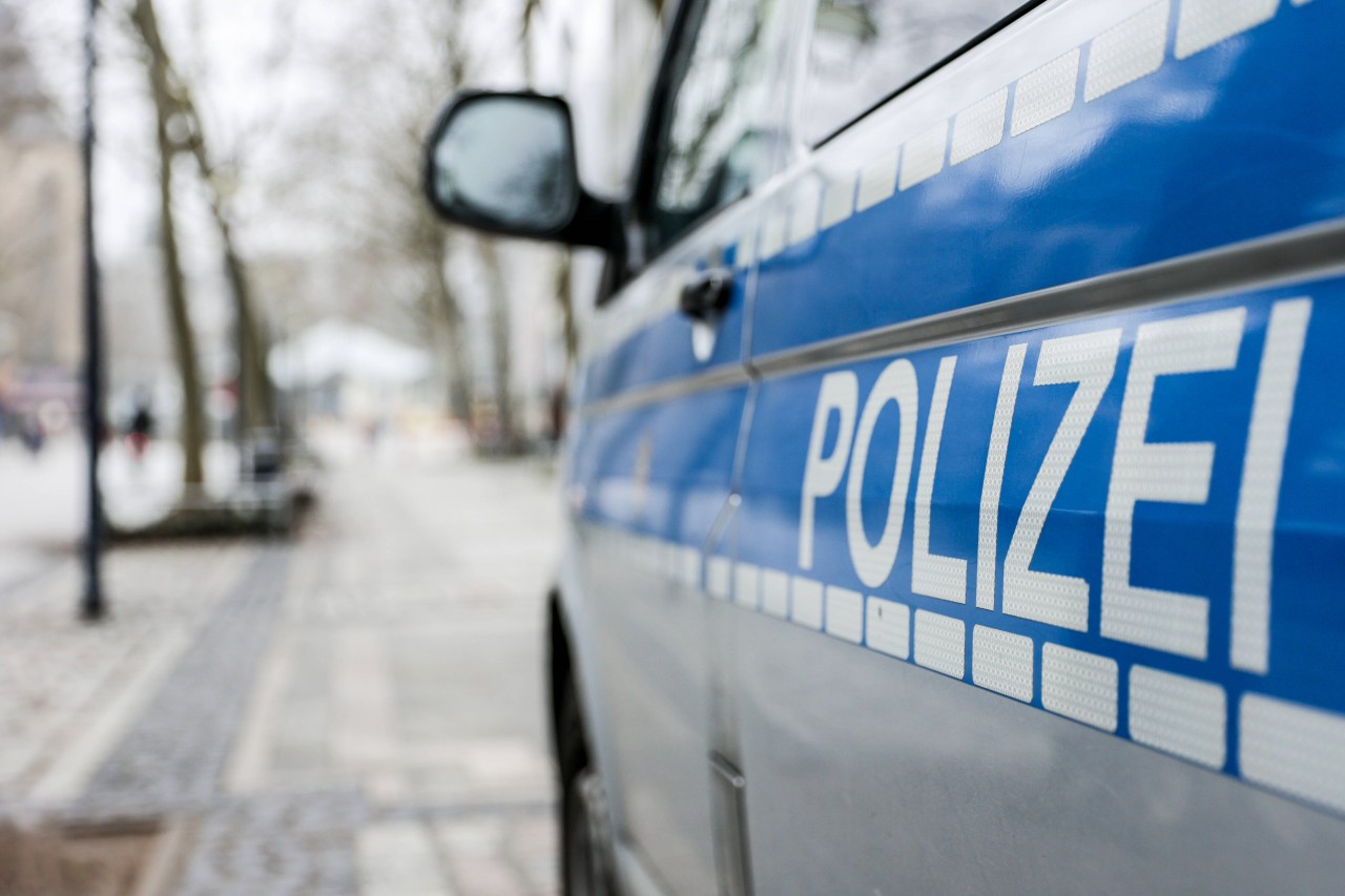 Die Polizei Dortmund erhielt nach dem Unfall eine E-Mail von der Bochumerin. (Symbolbild)