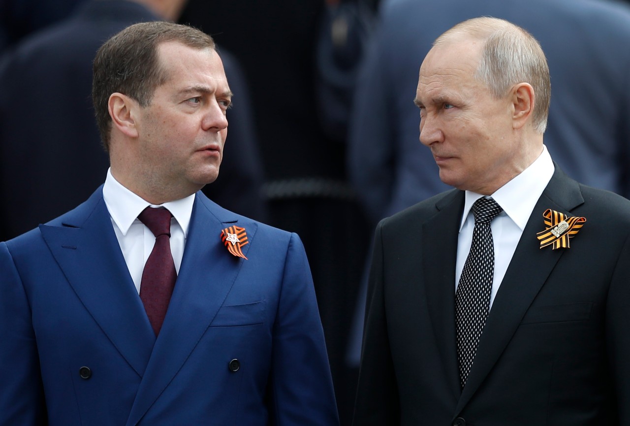 Wladimir Putin und Dmitri Medwedew.