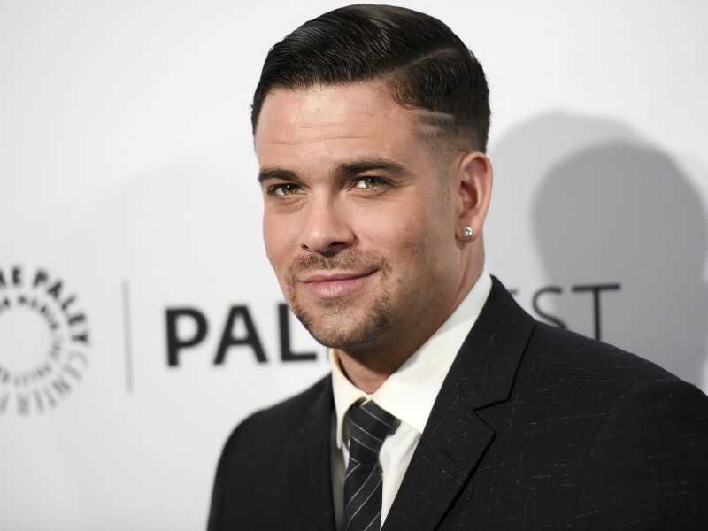 In der Fernsehserie „Glee“ war er der wortkarge Footballspieler „Puck“: US-Schauspieler Mark Salling, der zuletzt wegen des Besitzes von Kinderpornografie vor Gericht stand, ist tot. Zur Todesursache machte der Anwalt des 35-Jährigen keine Angaben. 