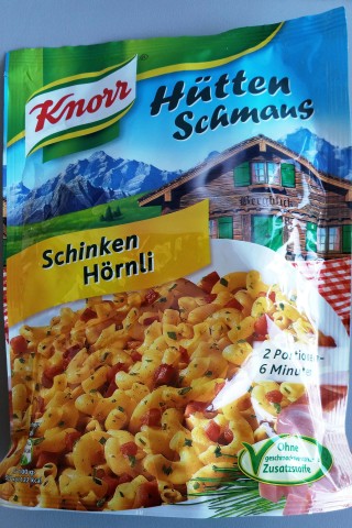 Auch die Verpackung „Hütten Schmaus“ von Knorr haben das Eichamt Fellbach und die Verbraucherzentrale Hamburg unter die Lupe genommen.