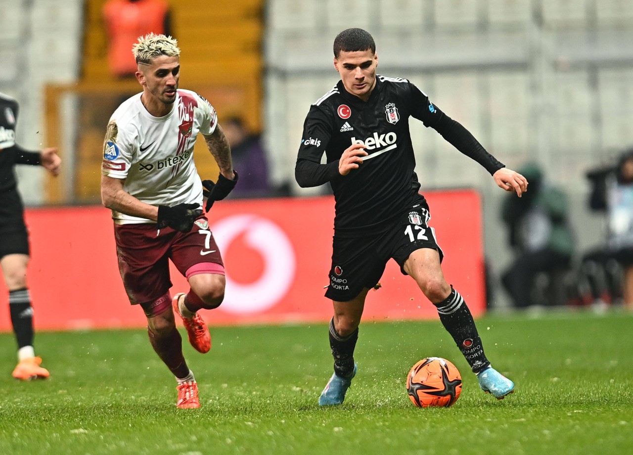 Can Bozdogan bei Besiktas Istanbul.