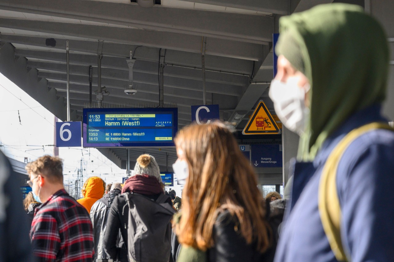 An Ostern musst du dich bei der Deutschen Bahn auf Verspätungen einstellen. (Symbolbild)