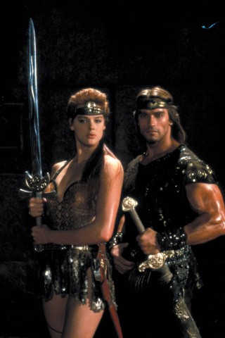 Während der Dreharbeiten zu „Red Sonja“ (1985) lernte Brigitte Nielsen Muskelprotz Arnold Schwarzenegger kennen. Ein festes Paar wurden sie nicht, doch eine Affäre war drin. 