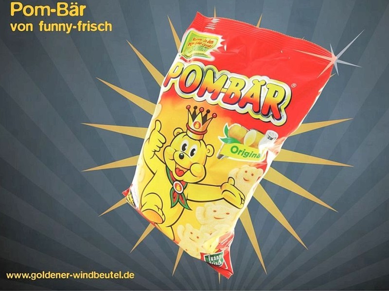 Platz 5: Pom-Bär von Funnyfrisch, laut foodwatch ein Paradebeispiel für unwirksame Selbstverpflichtungen: Offiziell richtet Funnyfrisch keine Werbung für ungesunde Lebensmittelan Kinder. Pom-Bär (Original) enthält im Vergleich zu Pommes Frites von McDonald’s viel mehr Salz und doppelt so viel Fett – dennoch wirbt Funnyfrisch für das Produkt. Wie das geht? Um die Selbstverpflichtung zu umgehen, habe der Hersteller die Kartoffelchips-Variante kurzerhand zum „kindgerechten“ Snack deklariert, so Foodwatch. Voting-Ergebnis: 5,2 Prozent.