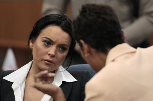 Lohan hatte sich vor Gericht von der Anwältin Shawn Chapman Holley vertreten lassen. Foto: Reuters