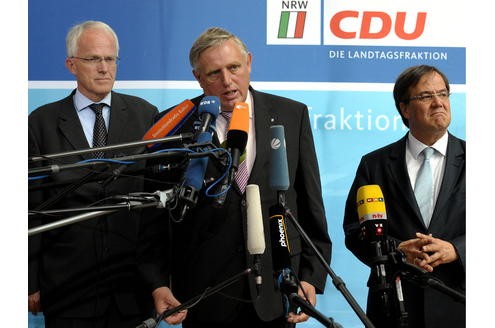Am 24. Juni 2005 wurde Armin Laschet im Kabinett Rüttgers zum Landesminister für das auf ihn neu zugeschnittene Ministerium für Generationen, Familie, Frauen und Integration des Landes Nordrhein-Westfalen ernannt.