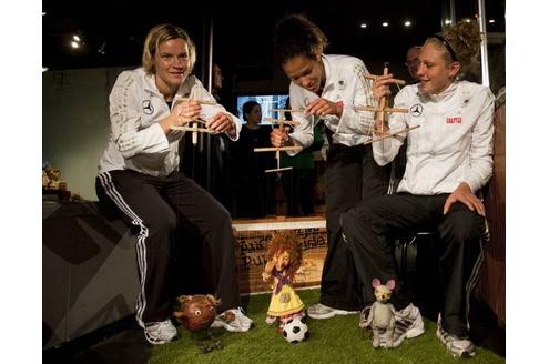 Weitere lustige Frauenfußball-Bilder...