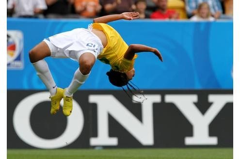 Manchmal steht die Frauenfußball-Welt kopf, Teil 2.