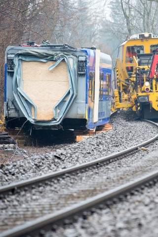 Zwei Züge des privaten „Meridian“, der von der Bayerischen Oberlandbahn (BOB) betrieben wird, stießen frontal zusammen.