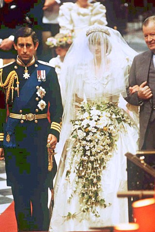 29. Juli 1981: Glanzvolle Hochzeit mit dem britischen Thronfolger in der Londoner St. Paul’s Kathedrale.