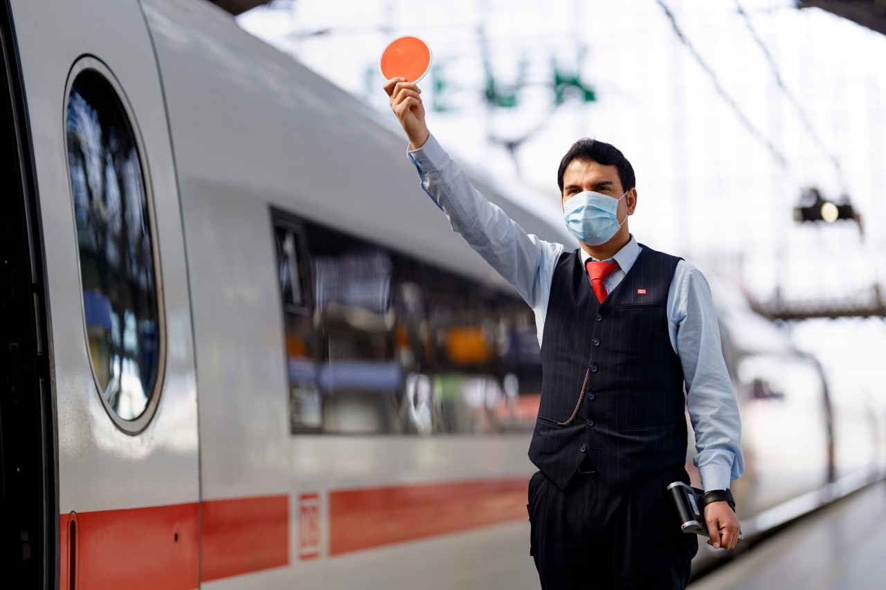 Schon jetzt gilt eine Maskenpflicht in Zügen. 