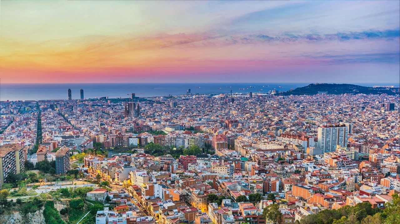 Die Skyline von Barcelona. 