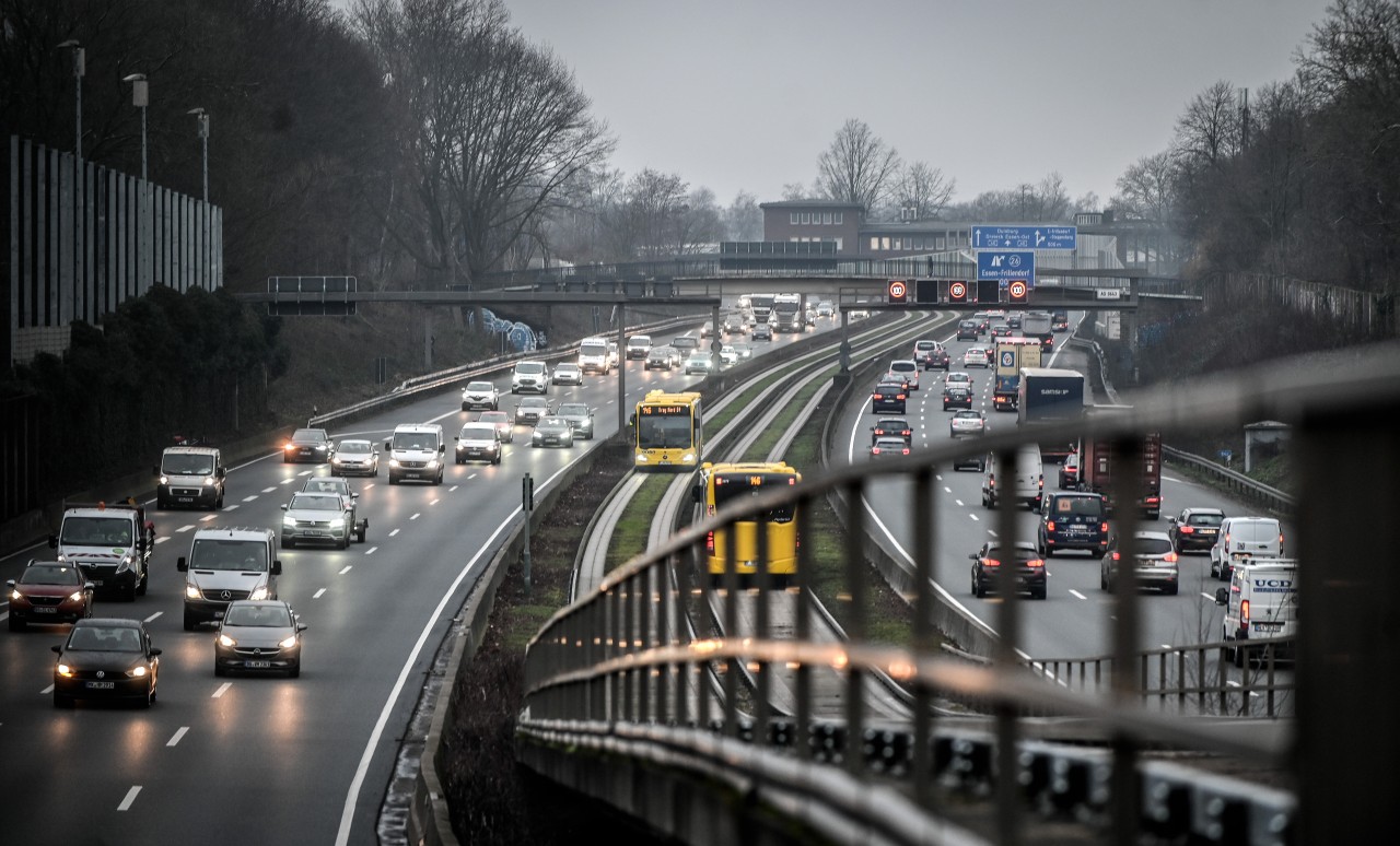 A40: Hier kommt es in nächster Zeit wieder zu vielen Staus. (Symbolbild)