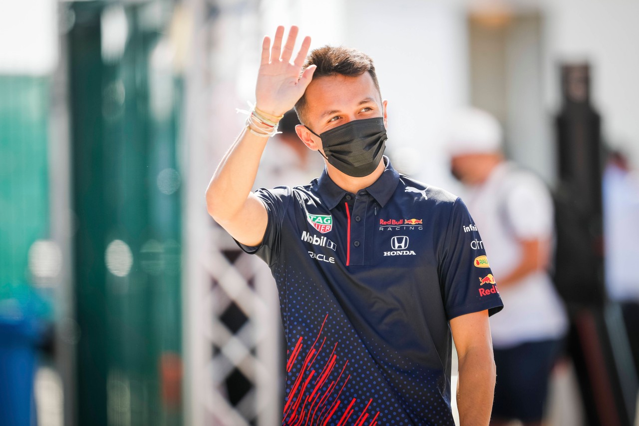 Red Bull kämpft um einen Platz für Alex Albon.