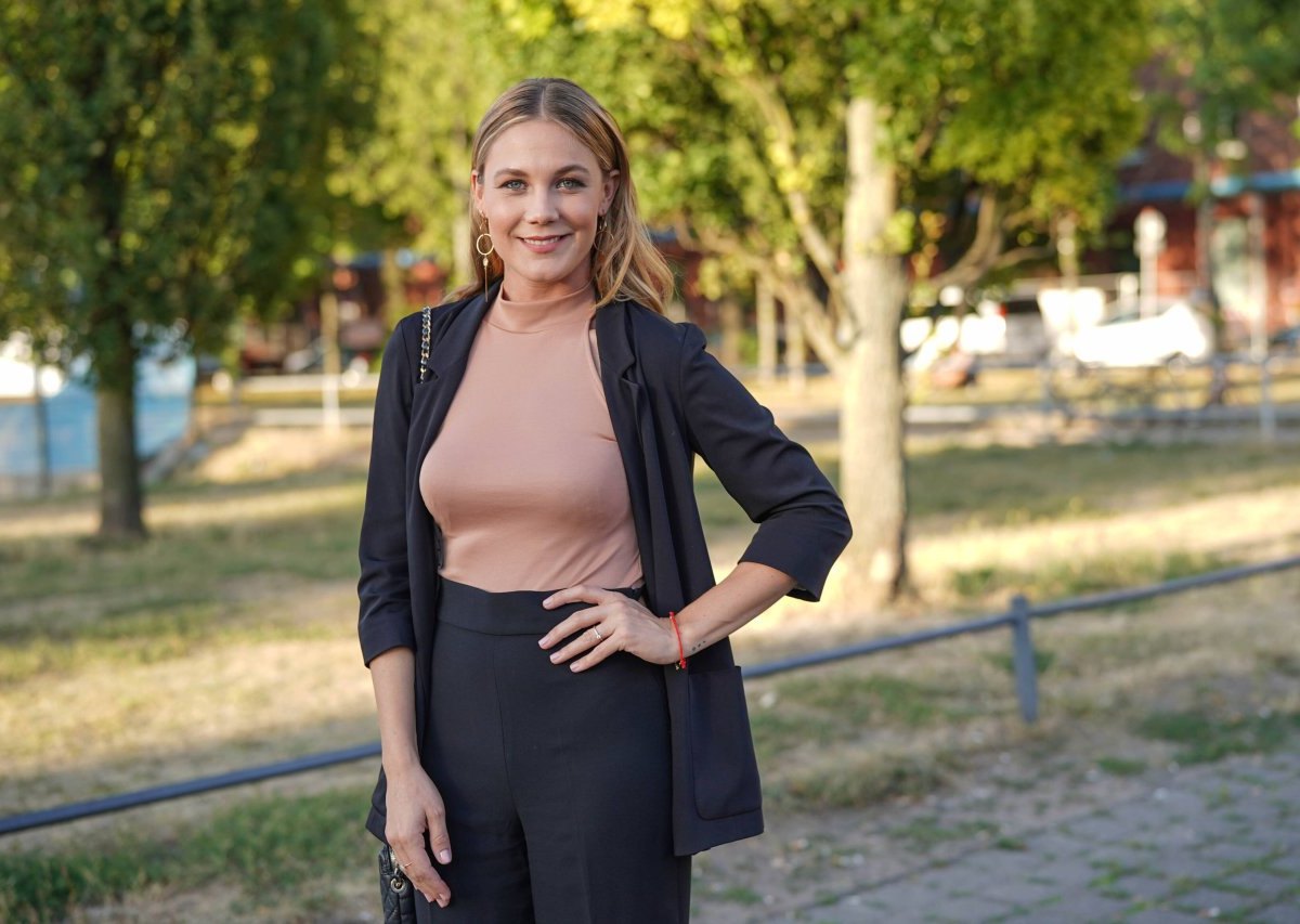 Alina Merkau.jpg