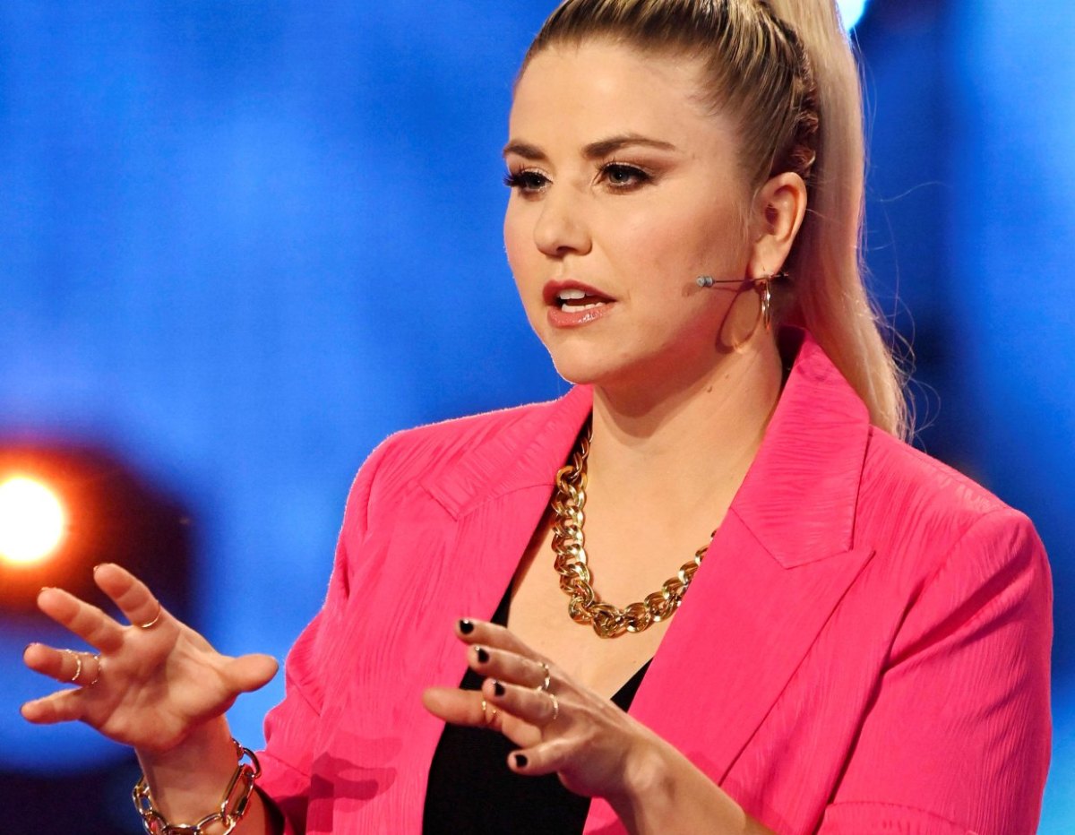 Beatrice Egli.jpg