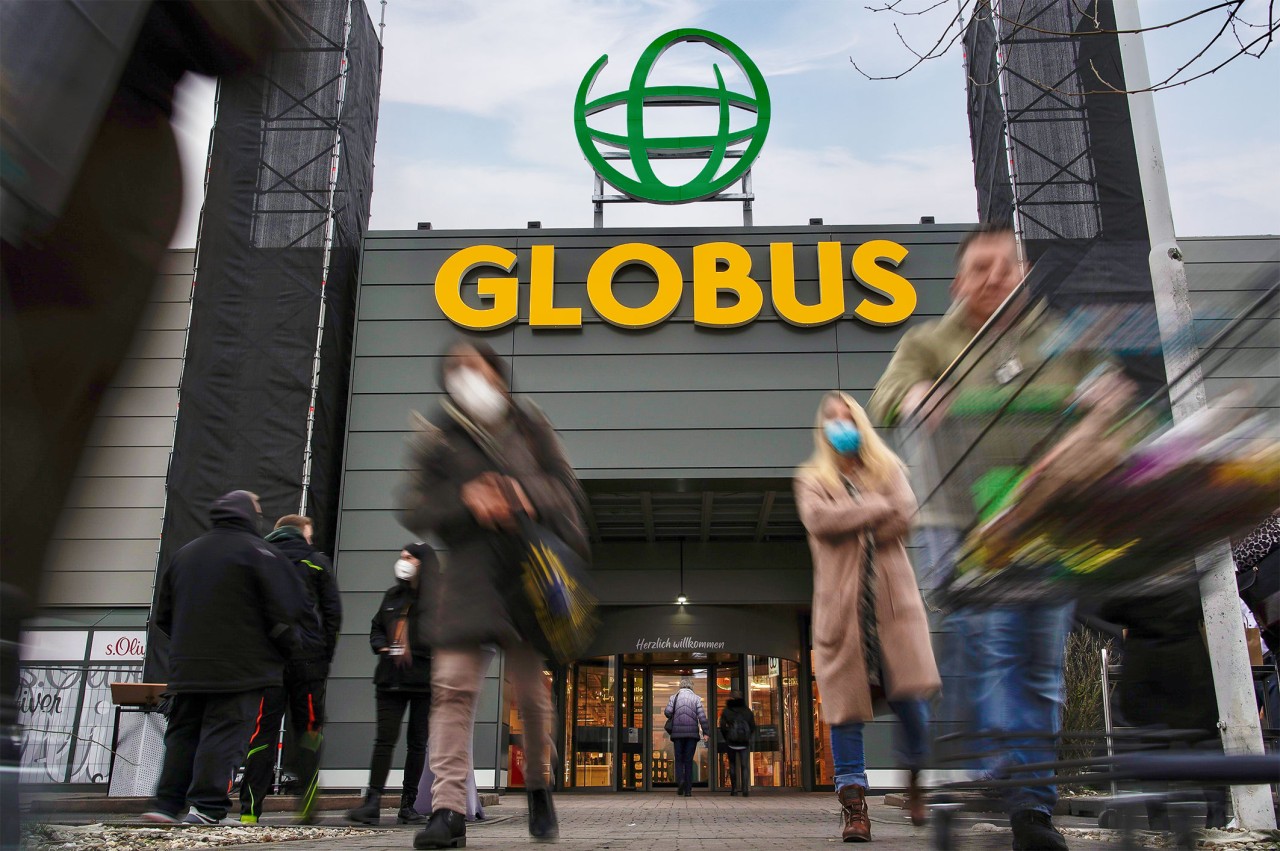 Globus hat ein neues Logo. 