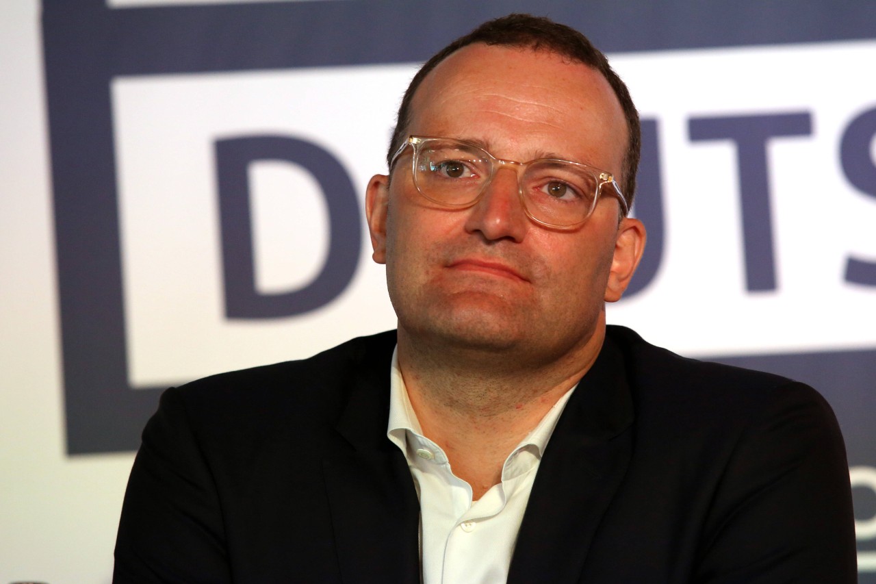 CDU: Jens Spahn war in den Maskenskandal tief verwickelt. 