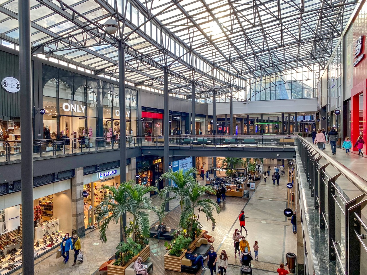 Centro Oberhausen: Der Besucher-Ansturm sorgt für Optimismus. (Archivbild)