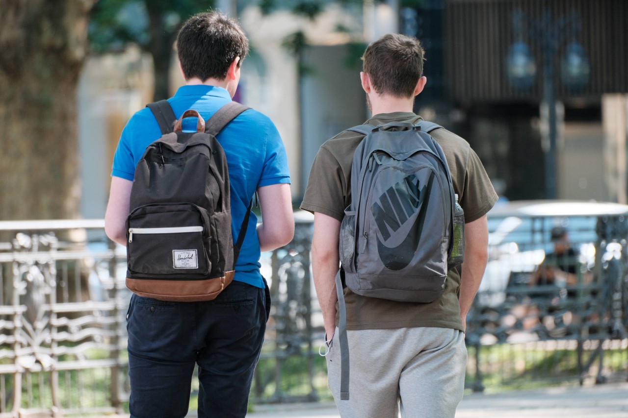 In NRW soll es an Schulen eine Testpflicht geben. (Symbolbild)