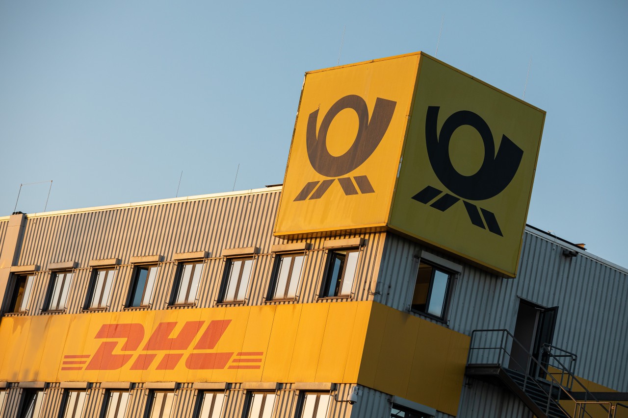 Eine Frau hat eine Frage gestellt, die ALLE DHL-Kunden betrifft.