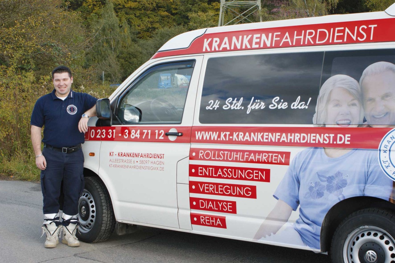 Karen Tomasjan hat den KT-Krankenfahrdienst gegründet.