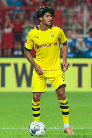 Mo Dahoud heizt bei Borussia Dortmund die Transfer-Spekulationen an.