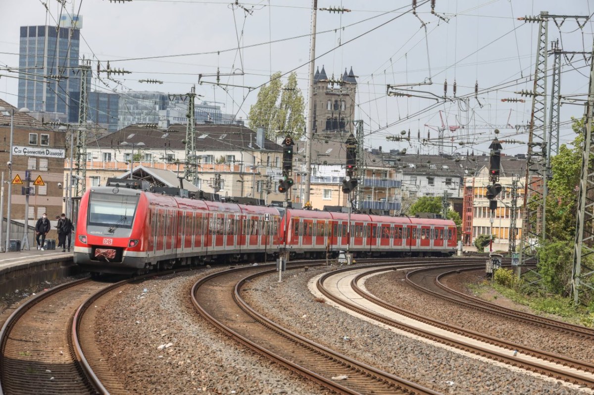 Deutsche Bahn.jpg