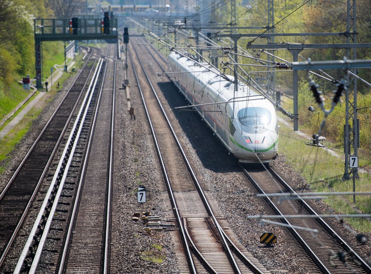 Deutsche Bahn.jpg