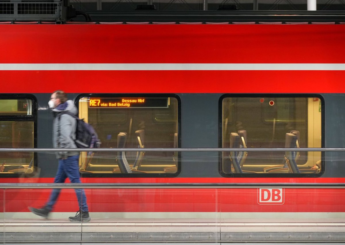 Deutsche Bahn.jpg