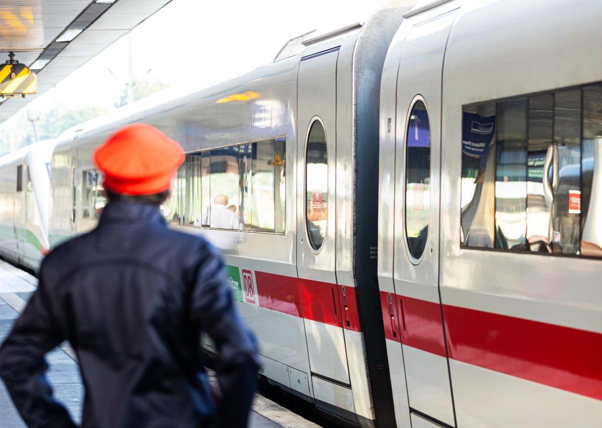 Deutsche Bahn.jpg