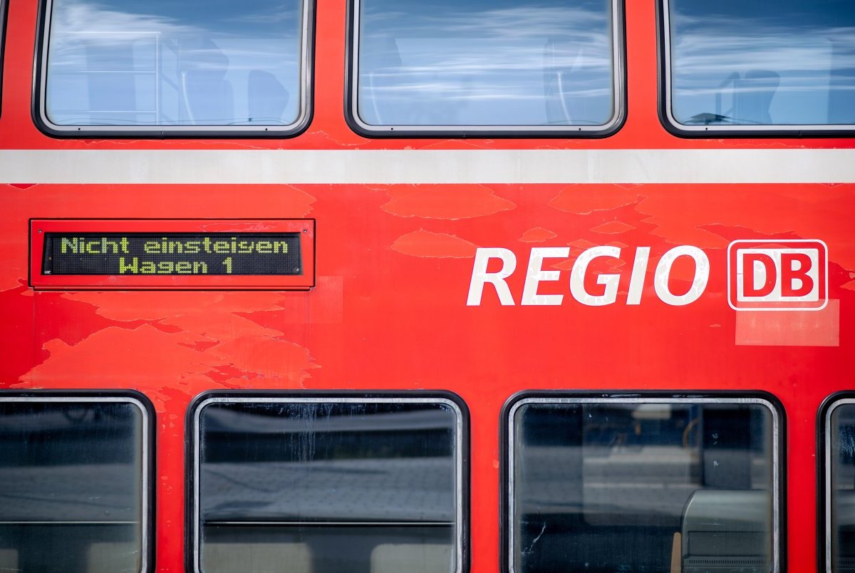 Deutsche_Bahn_Ruhrgebiet.jpg