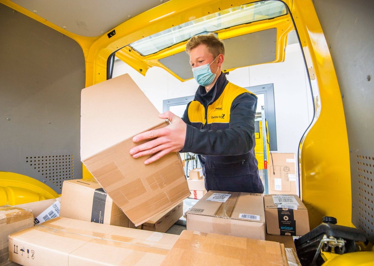 Deutsche Post: Kunde ärgert sich maßlos über Zusatzgebühr! Das steckt dahinter