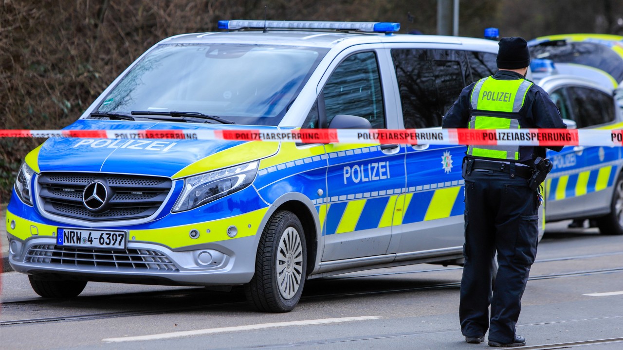 Dramatischer SEK-Einsatz in Duisburg! (Symbolbild)