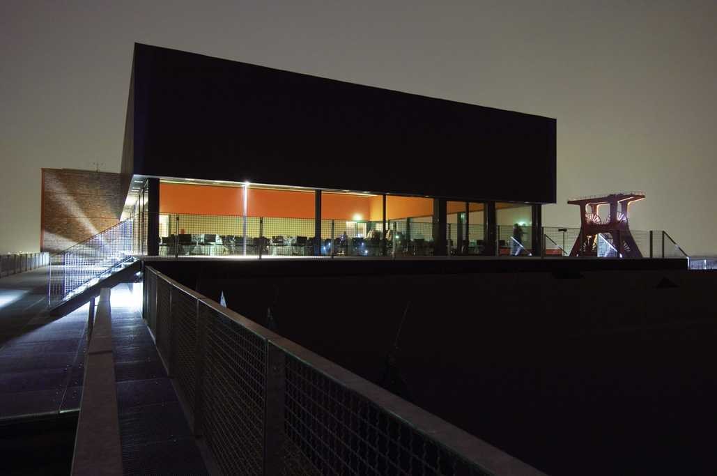 Im Erich-Brost-Pavillon auf der Kohlenwäsche von Zeche Zollverein kannst du auch deine Hochzeit feiern. 