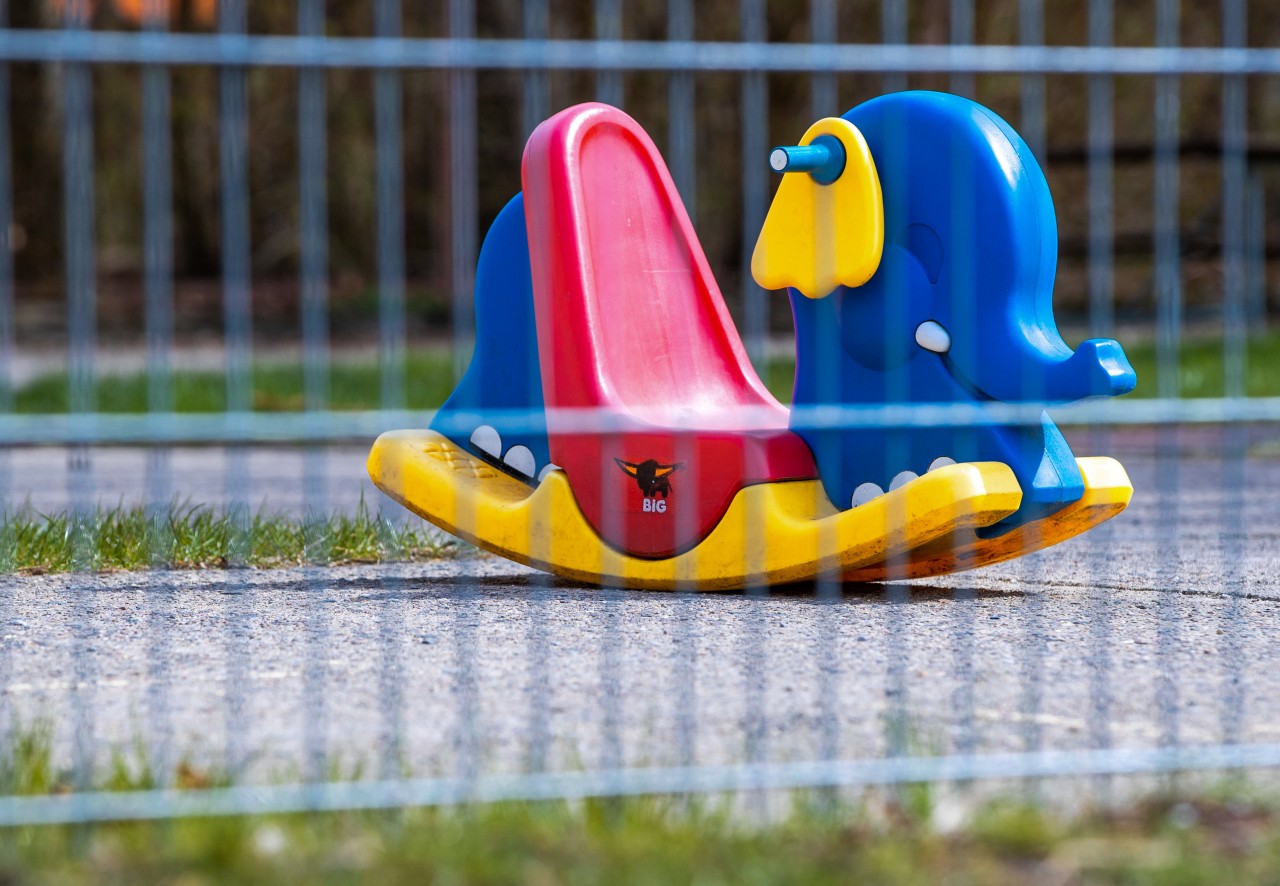 Essen: Schwere Vorwürfe gegen einen Erzieher einer katholischen Kindertagesstätte. (Symbolbild)