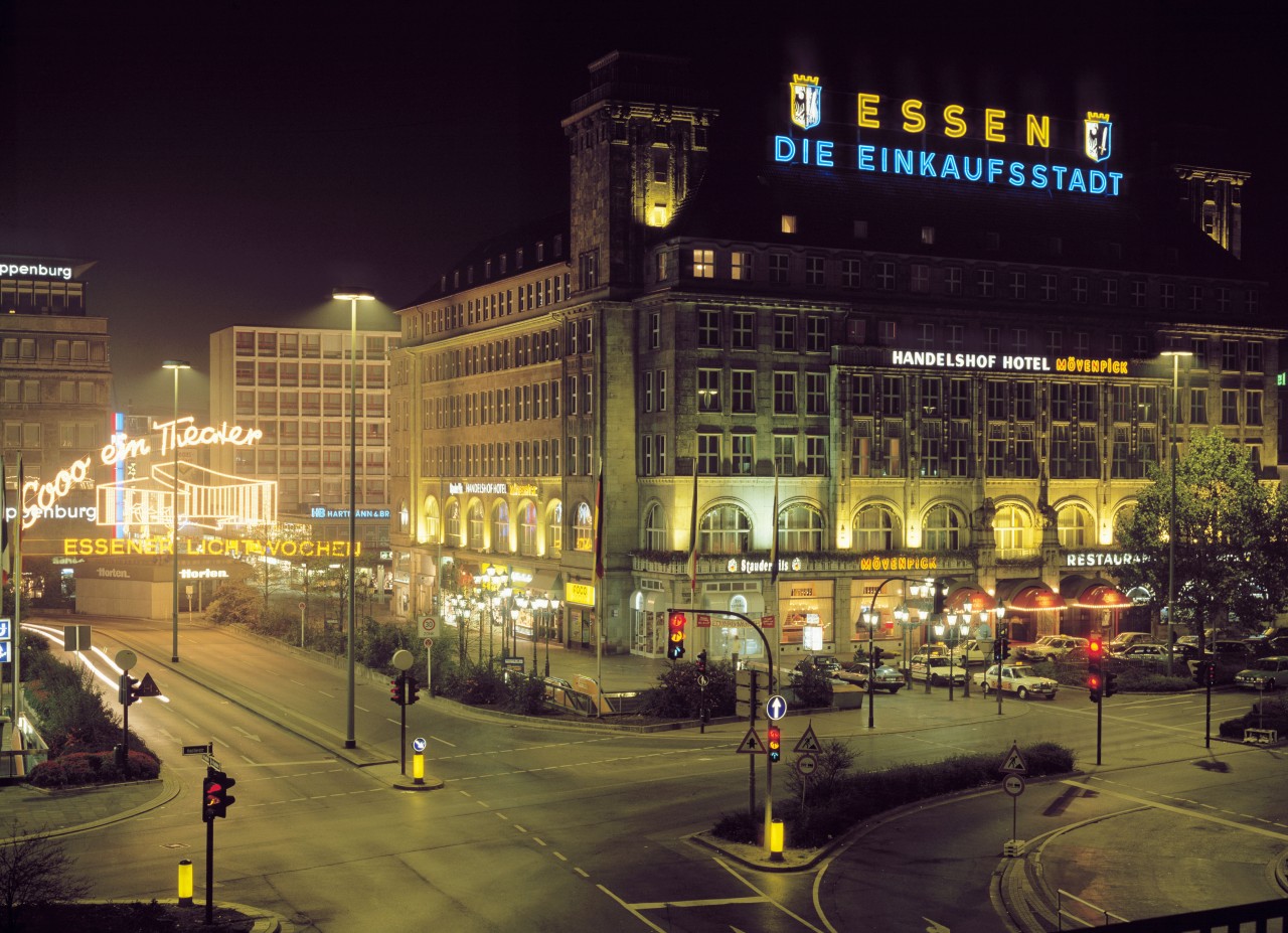 Essen: Wird die Leuchtschrift wegen ihrer aufwendigen Wartung bald entfernt? 