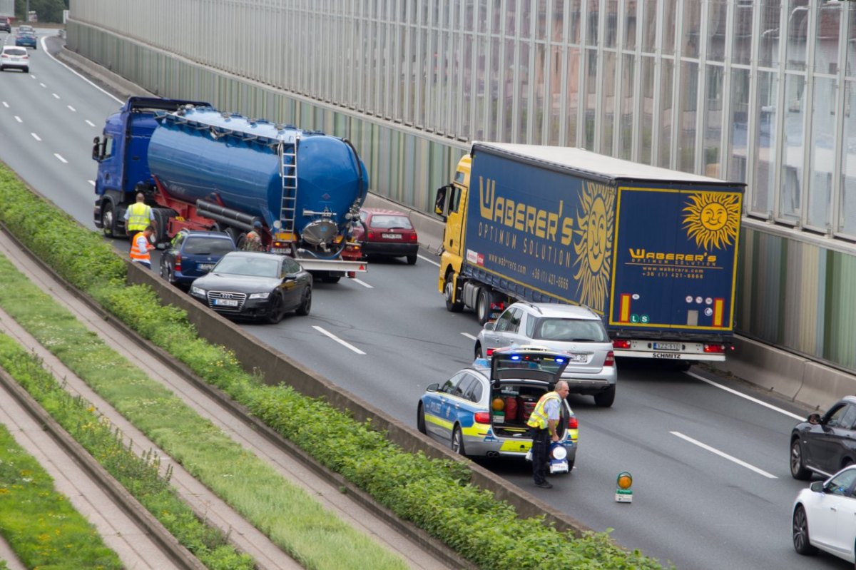 Essen-unfall-A40.JPG