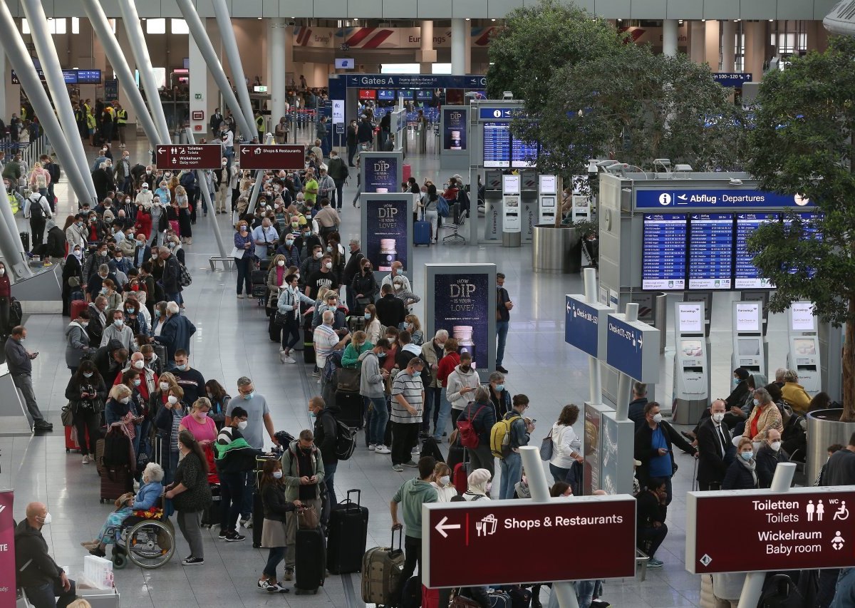 Flughafen_Düsseldorf.jpg