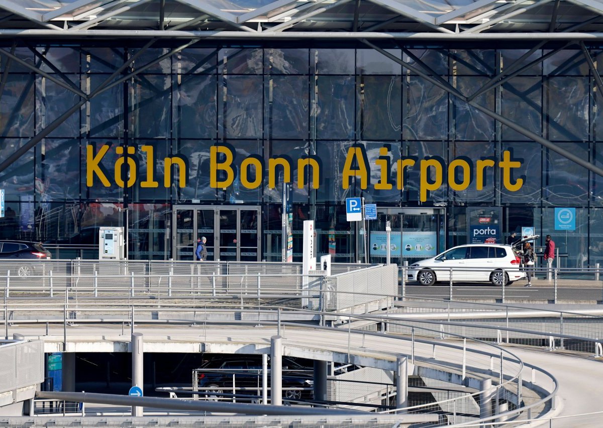 Flughafen Köln/Bonn.jpg