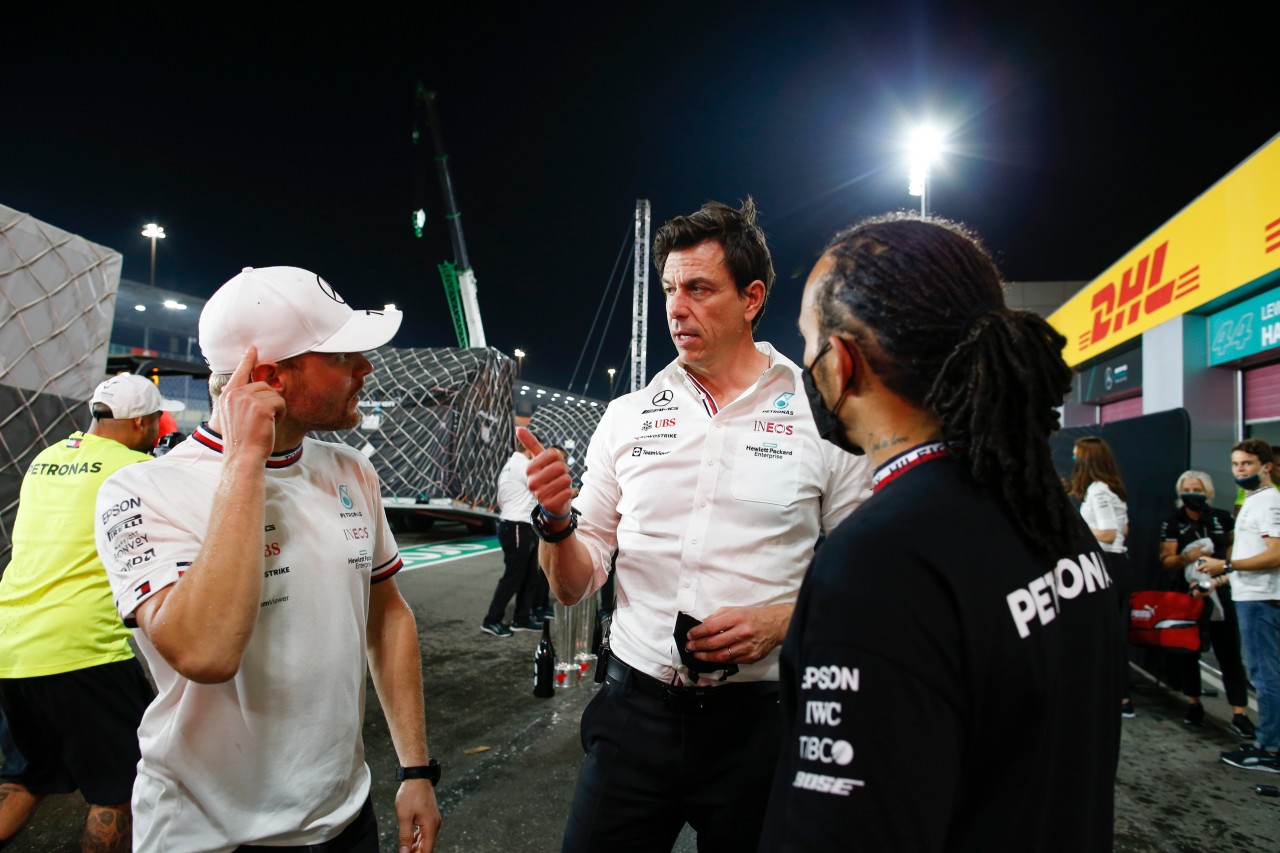 Formel 1: Toto Wolff spricht über das mögliche Karriereende von Lewis Hamilton.