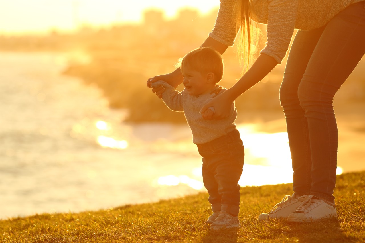 Weil sich die Braut bei ihrer Hochzeit keinen Babysitter mehr leisten konnte, bat sie ihren Bruder. (Symbolbild)