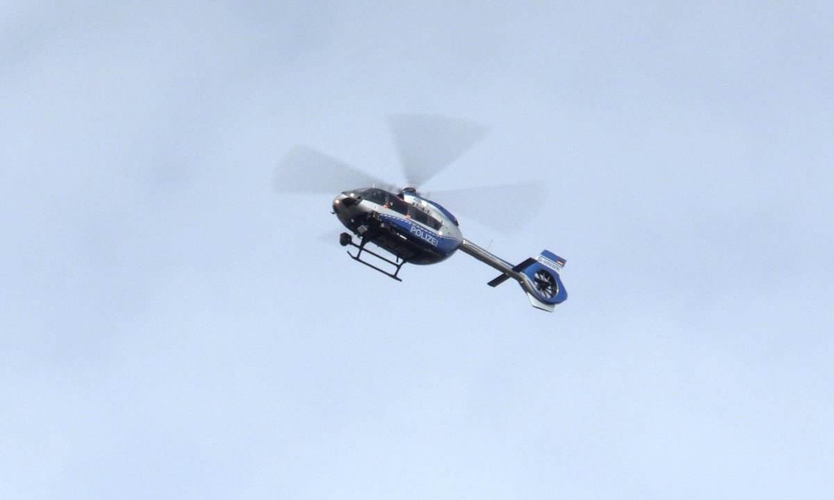 Hubschrauber Polizei.jpg