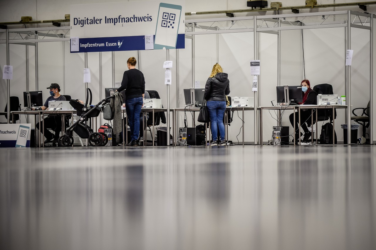 Das Impfzentrum Essen hat derzeit geschlossen. Angebote für Impfwillige hat die Stadt trotzdem.