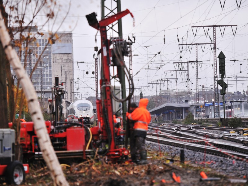 Seit dem 20. November umfahren alle Fernzüge Essen. Einzige Ausnahme: der in Essen startende ICE nach München (über Nürnberg).  Foto: Sebastian Konopka