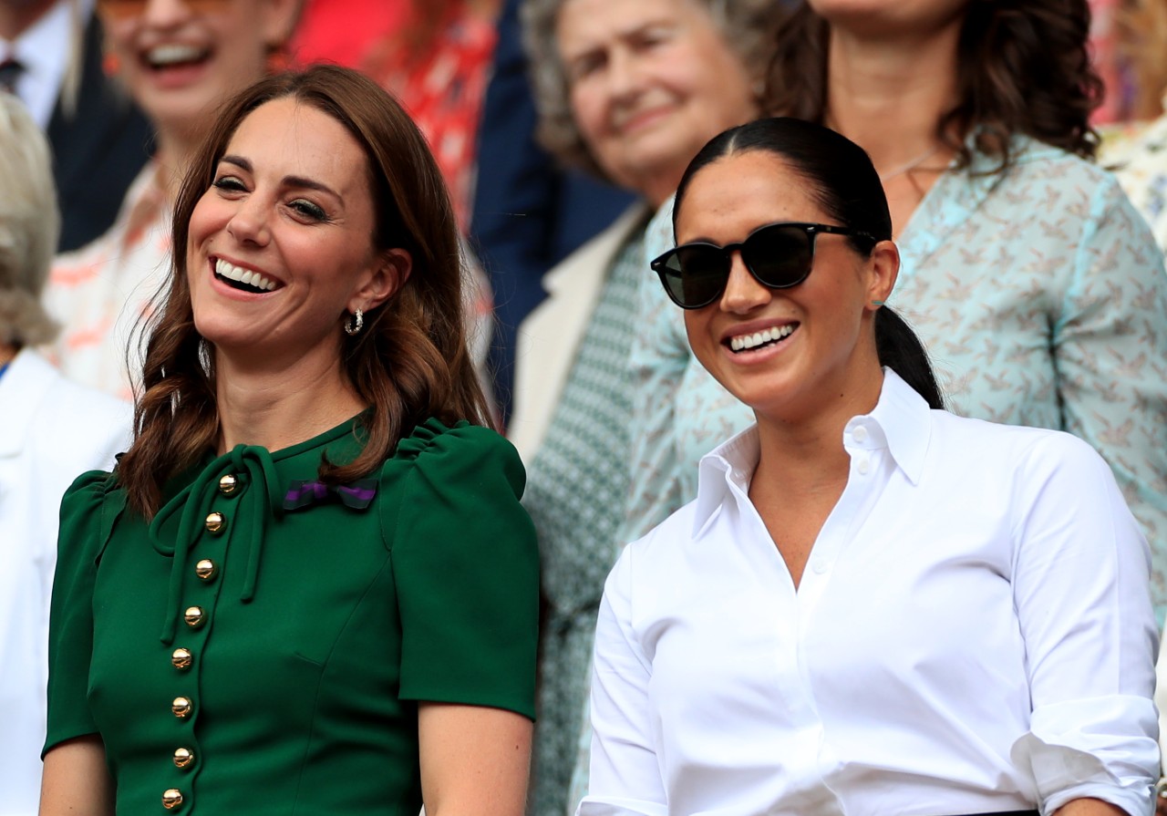 Kate Middleton zusammen mit Meghan Markle.