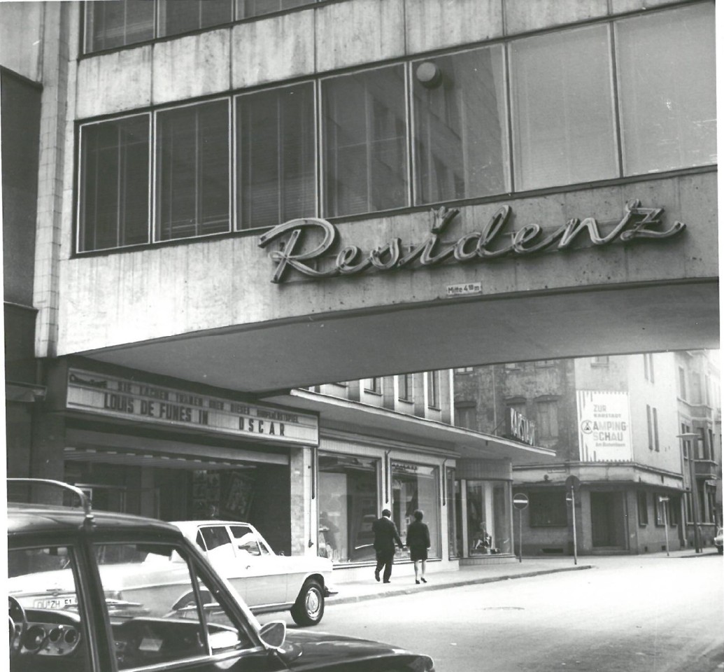 Das Residenz-Kino in der Tonhallenstraße. (1968)