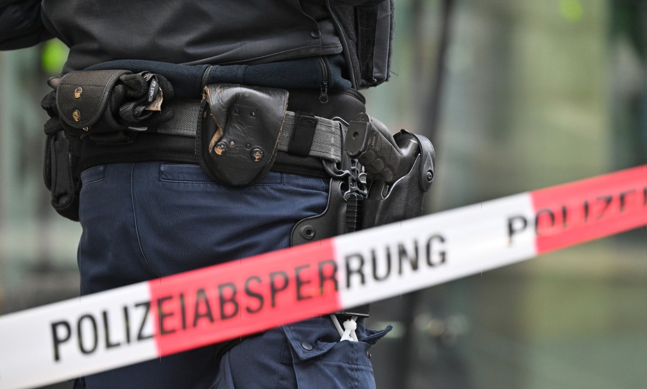 Die Polizei Gelsenkirchen ermittelt nach dem Fund einer Leiche in Krefeld. (Symbolbild)