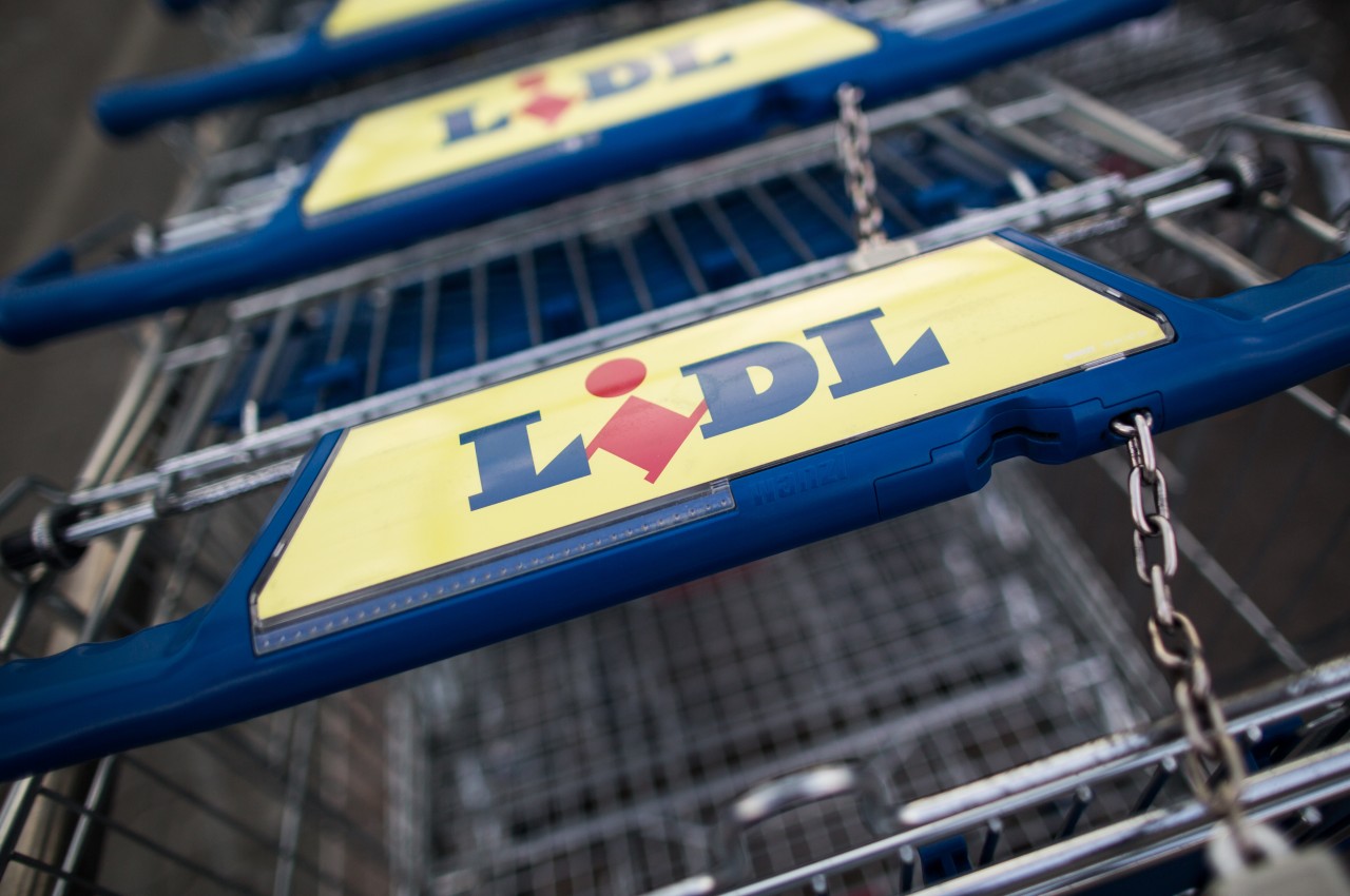 Lidl, Aldi, Penny und Co.: Warnung vor zahlreichen Lebensmittel - auch beliebter Frühstücksaufstrich betroffen (Symbolbild)